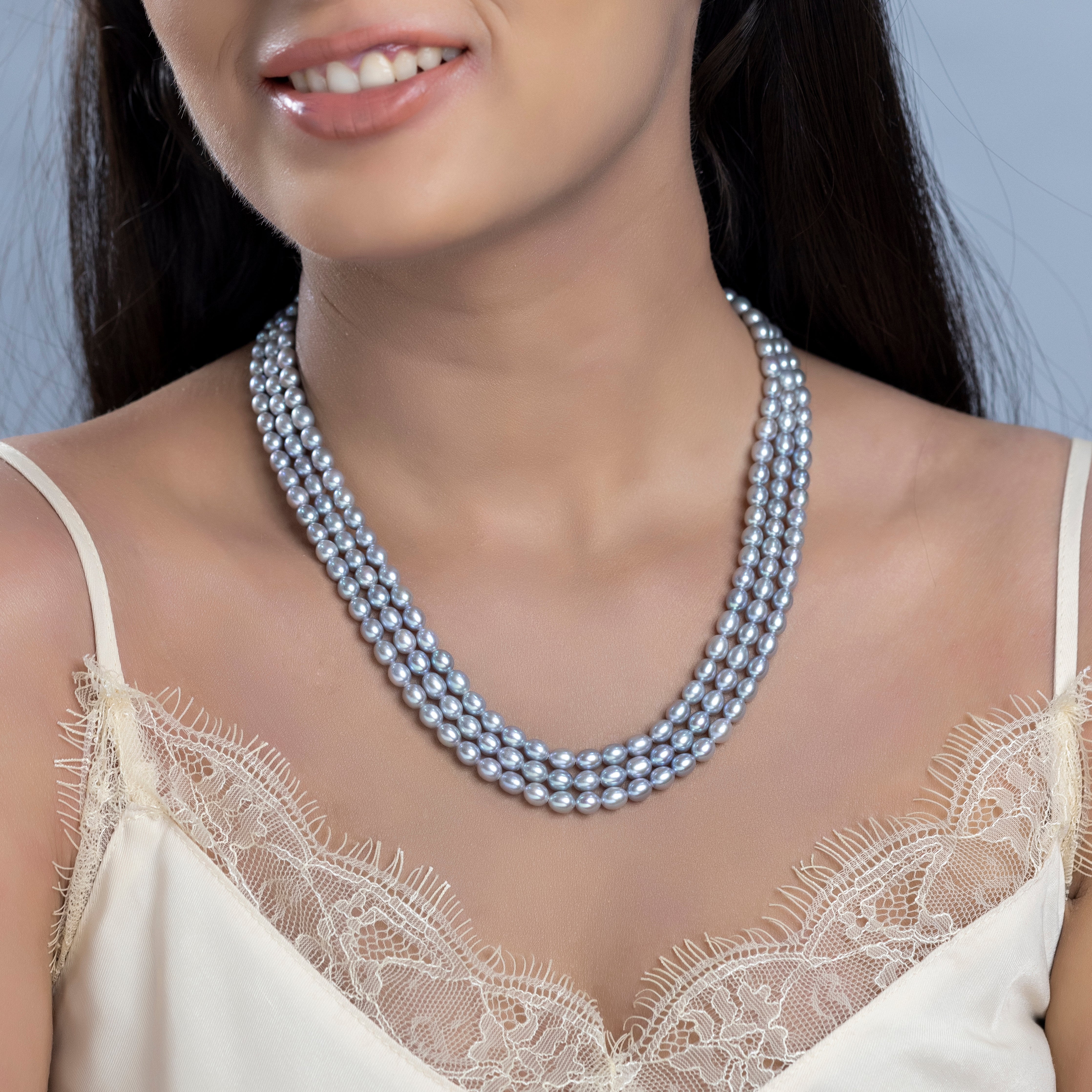Freshwater Grey & OVAL 3-Line Pearl Necklace