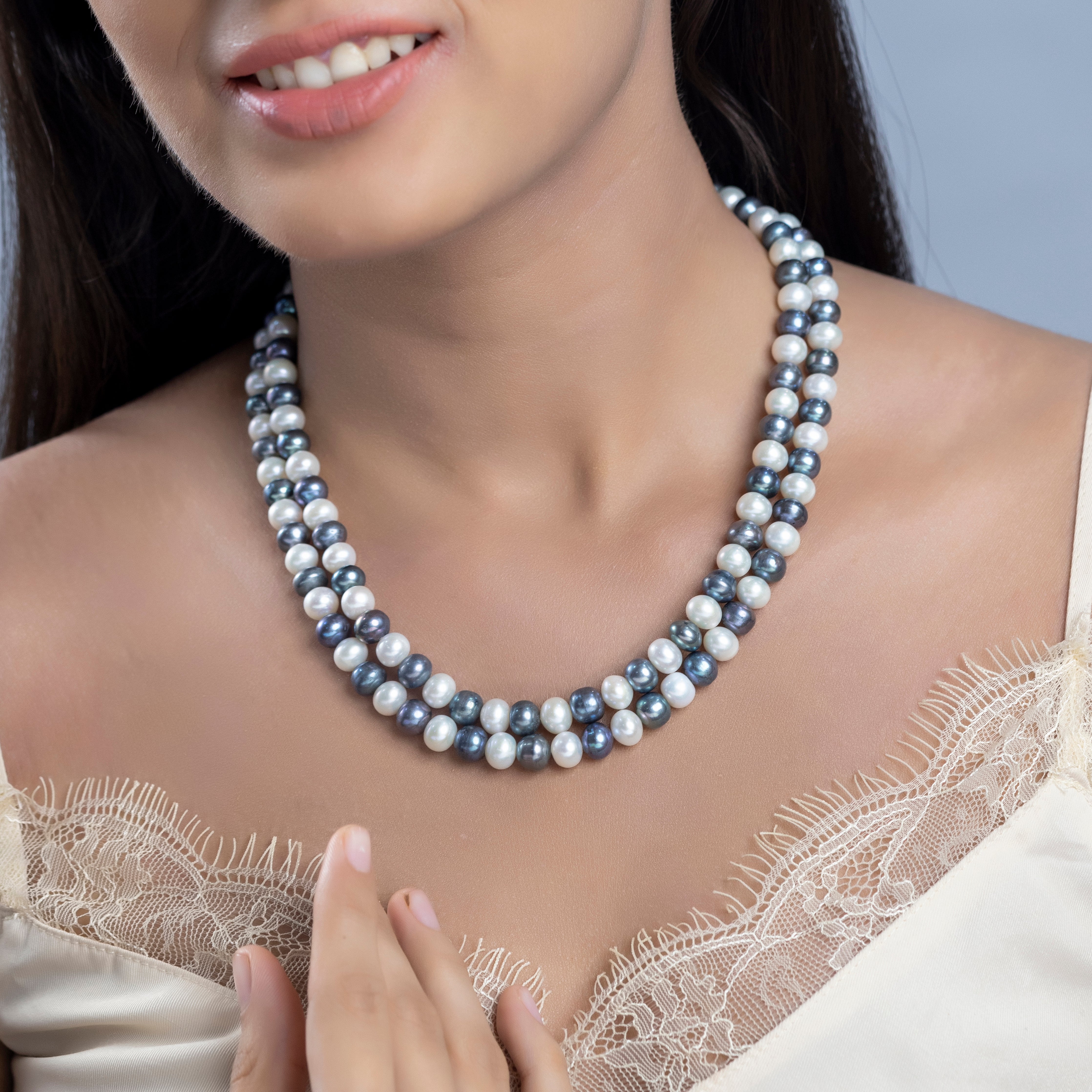 Blue And White Lust 2-Line Pearl Necklace