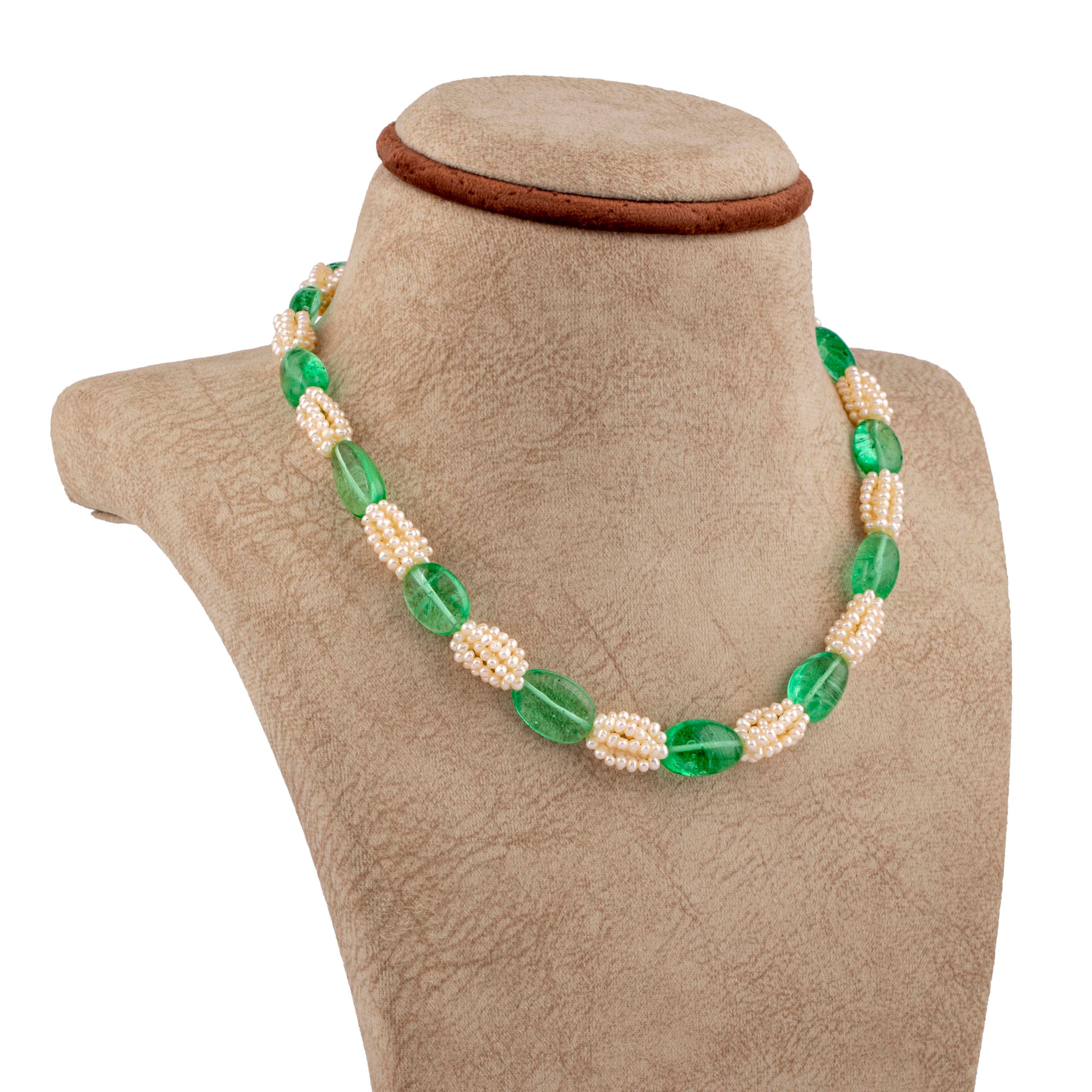 Green Bead Oasis Seed Pearl Necklace