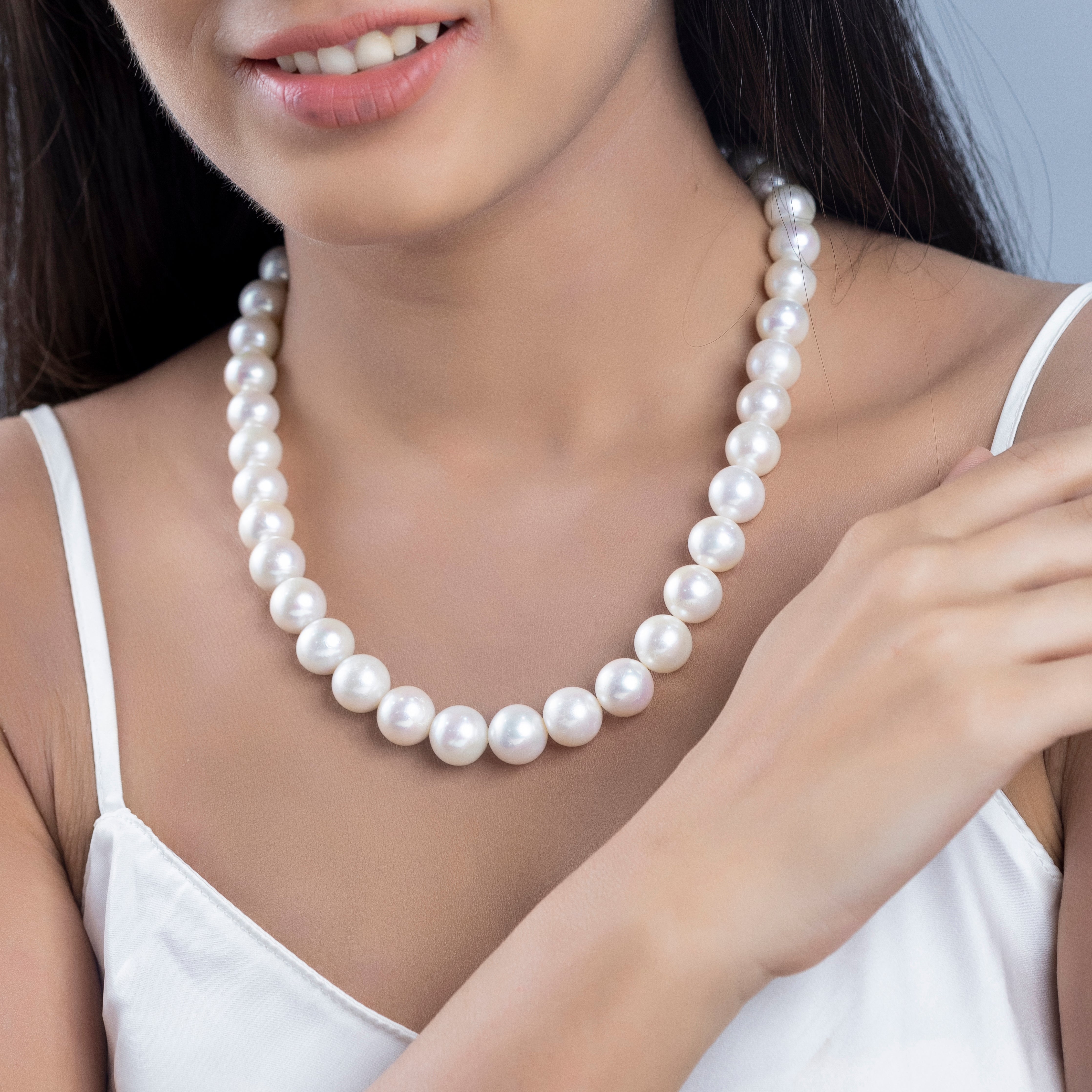 Freshwater Lust White beauty Pearl Necklace