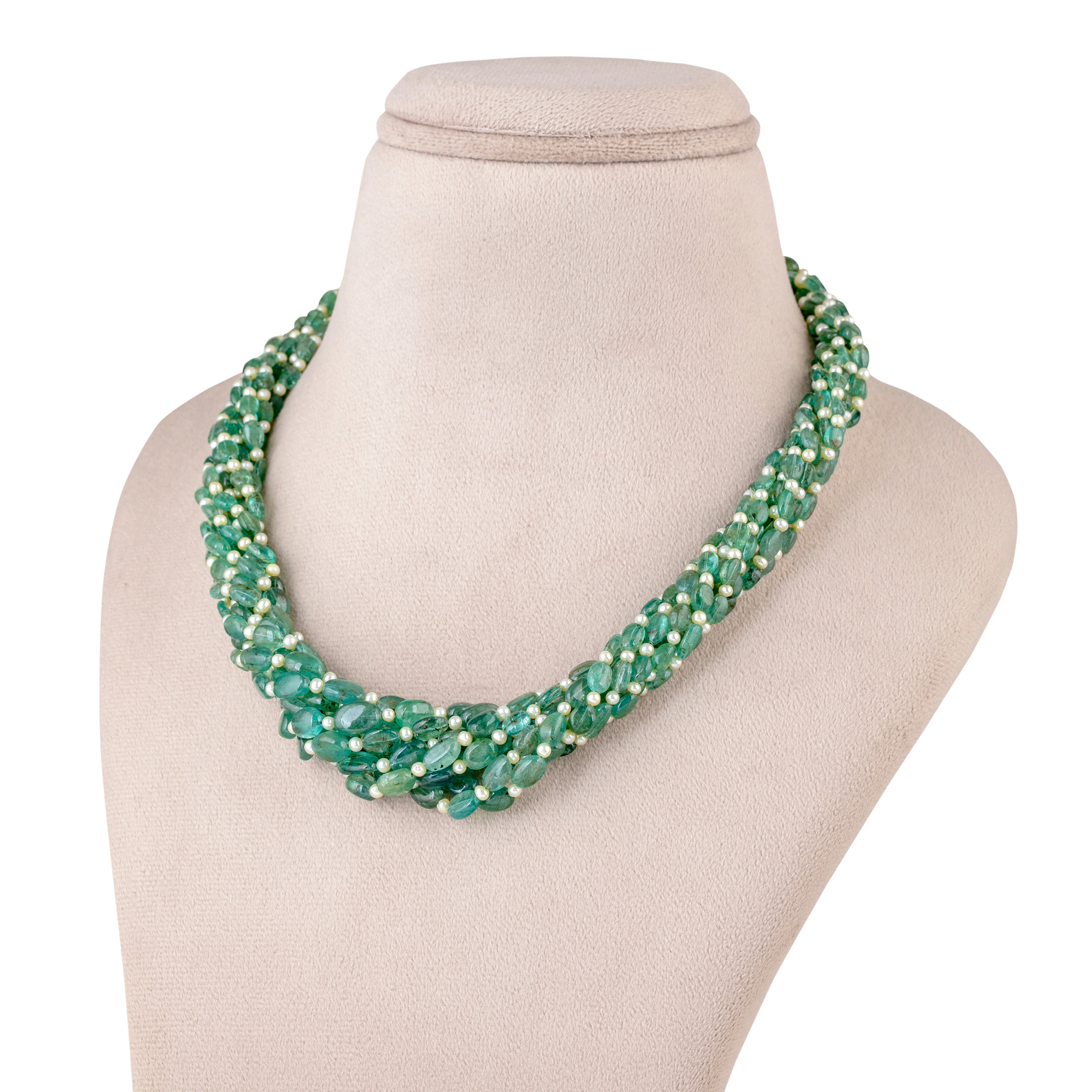 Green Enchantment: Twisted Emerald and Pearl Necklace