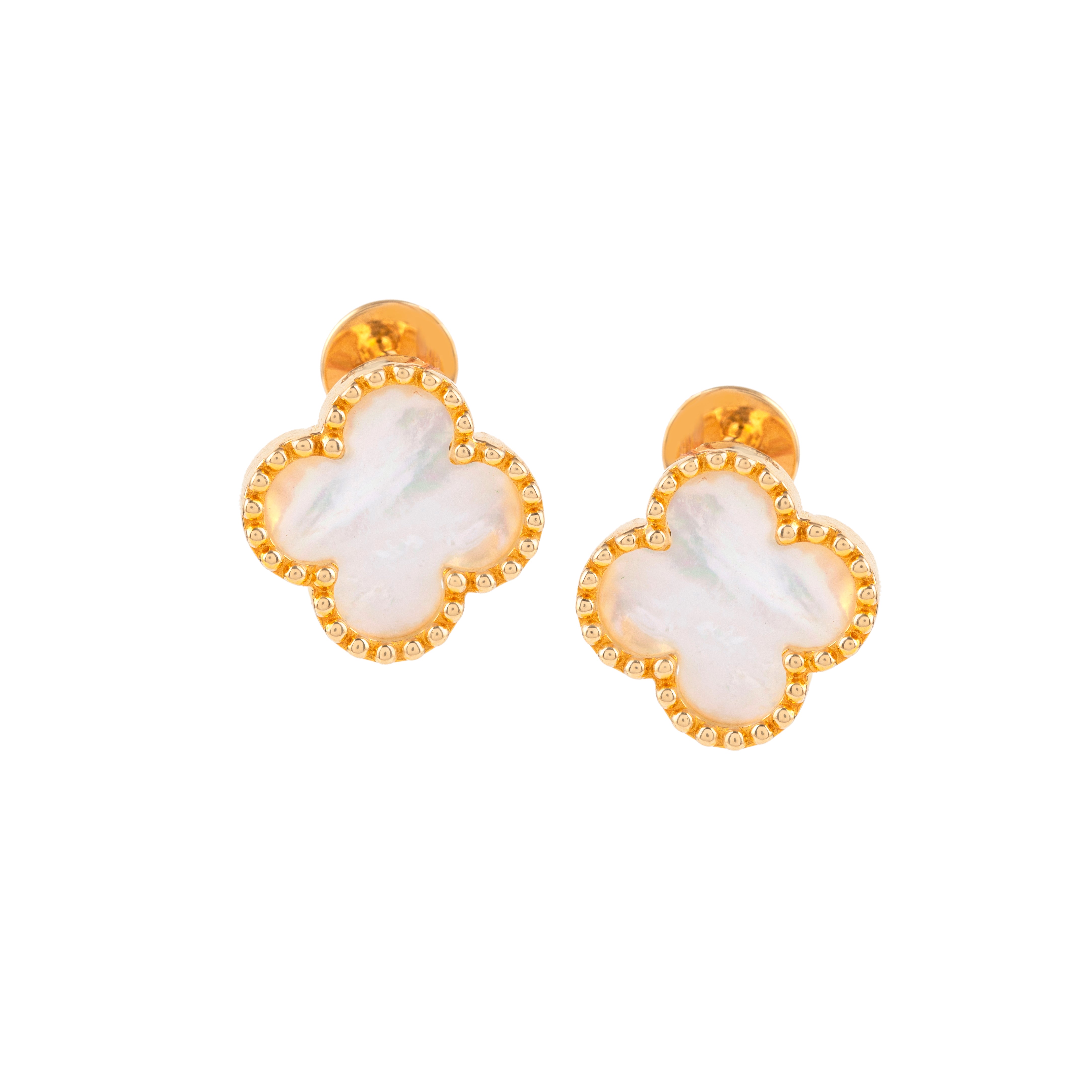 Pearly Bud Yellow Gold Studs