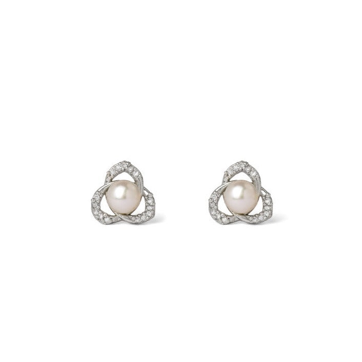 Garden Radiance Pearl Stud Earrings